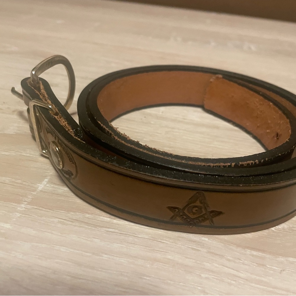 Masonic Hand Tooled Leather Belt L/XL - Picture 4 of 16